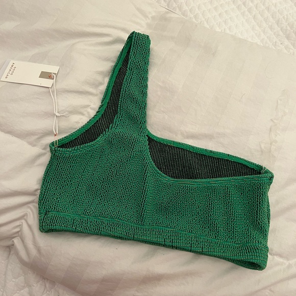 GOOD AMERICAN always fits metallic one shoulder bikini top - Picture 7 of 8